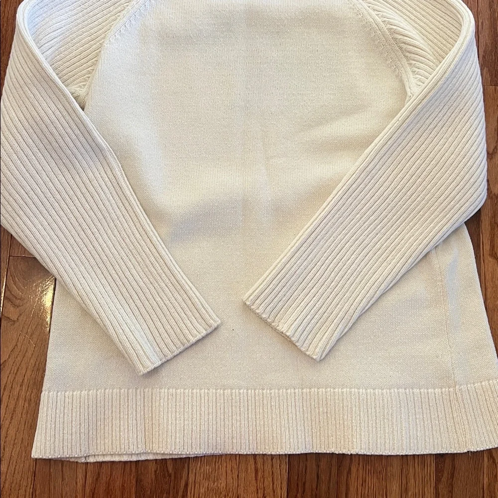 Coldwater Creek White Turtleneck Polar Bear Sweater Women’s Size Large - Picture 8 of 8